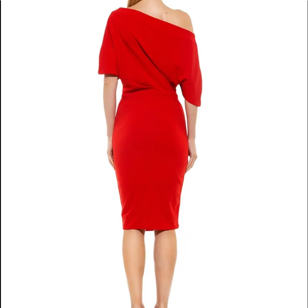Alexia Admor dress
